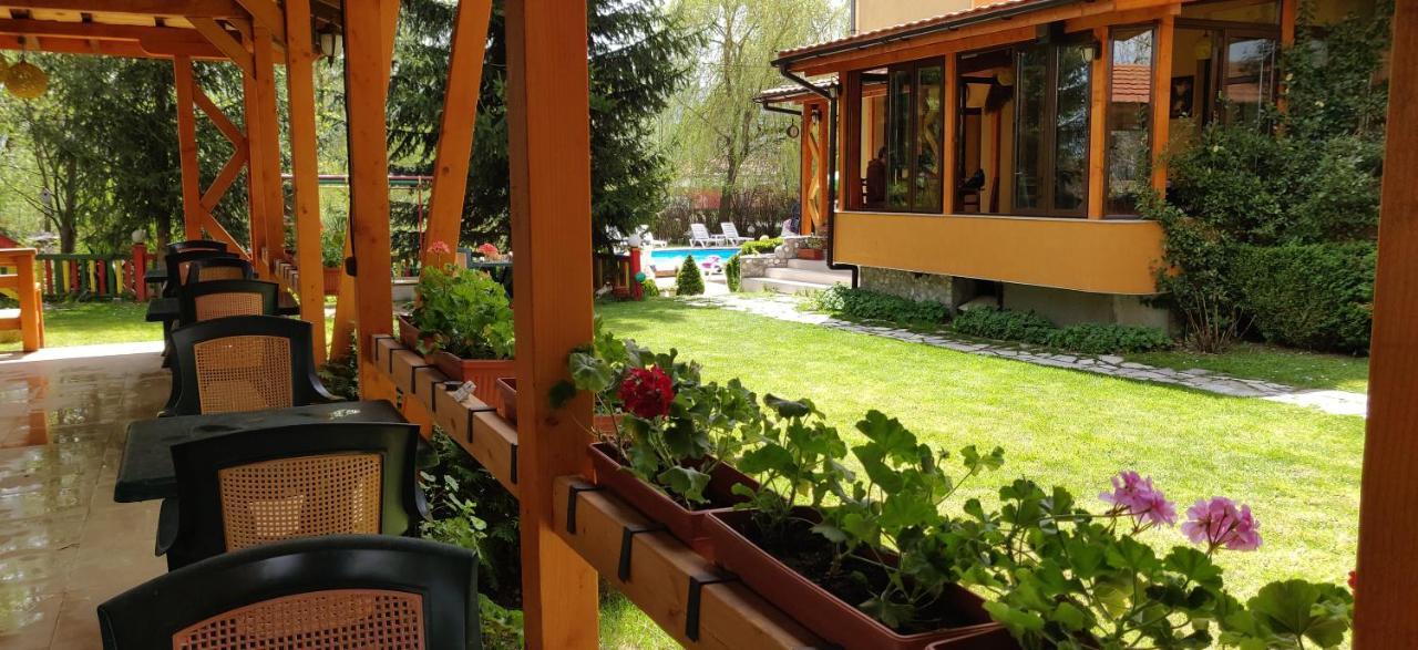 Family Hotel IV Velingrad Exterior foto