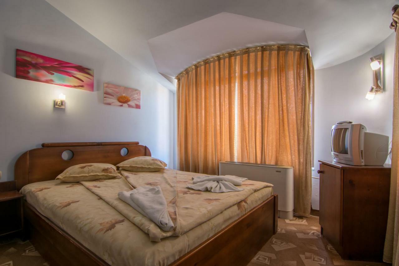 Family Hotel IV Velingrad Exterior foto
